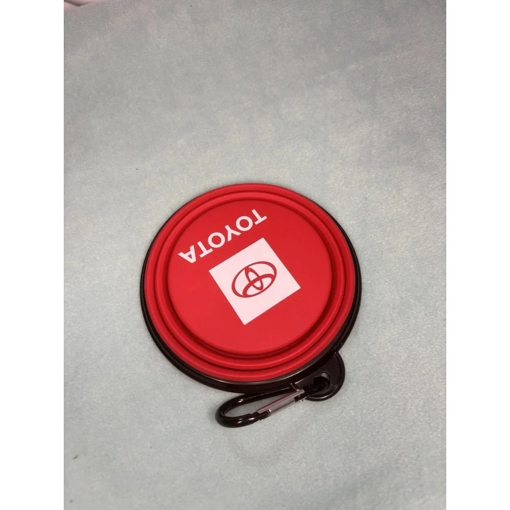 Collapsible Dog Drinking Bowl Personalized with the Toyota logo